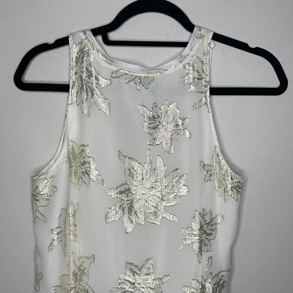 White House Black Market Size S White Metallic Gold Floral Sleeveless Silk Top - Picture 9 of 12